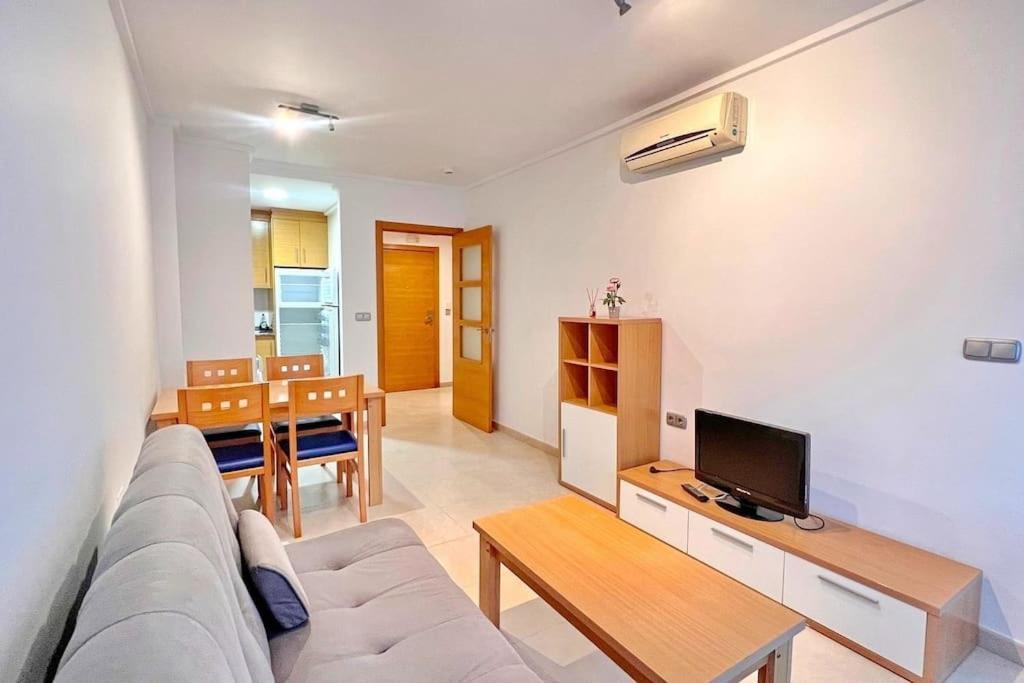 Of Light Apartment Alicante