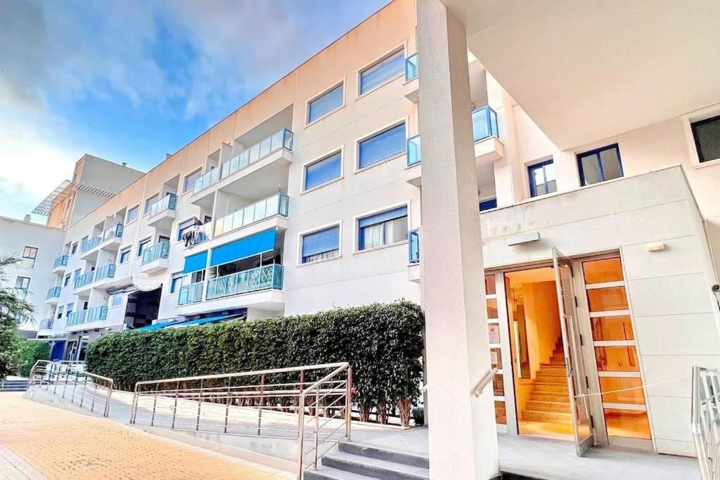 Of Light Apartment Alicante
